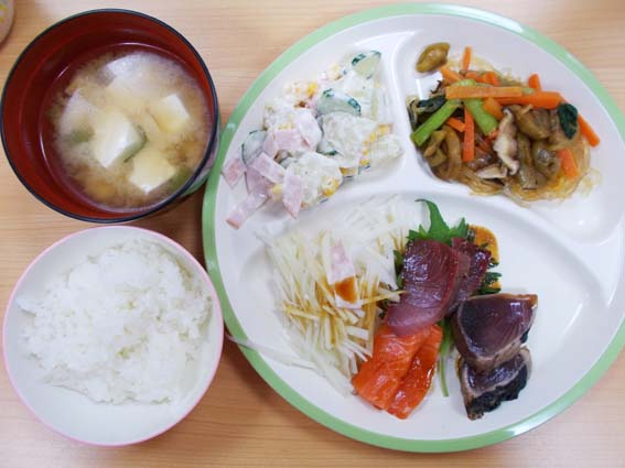 夕食